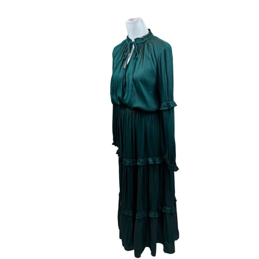 Ladies Dark Green Long Sleeve Tiered Full Length Dress Size Medium